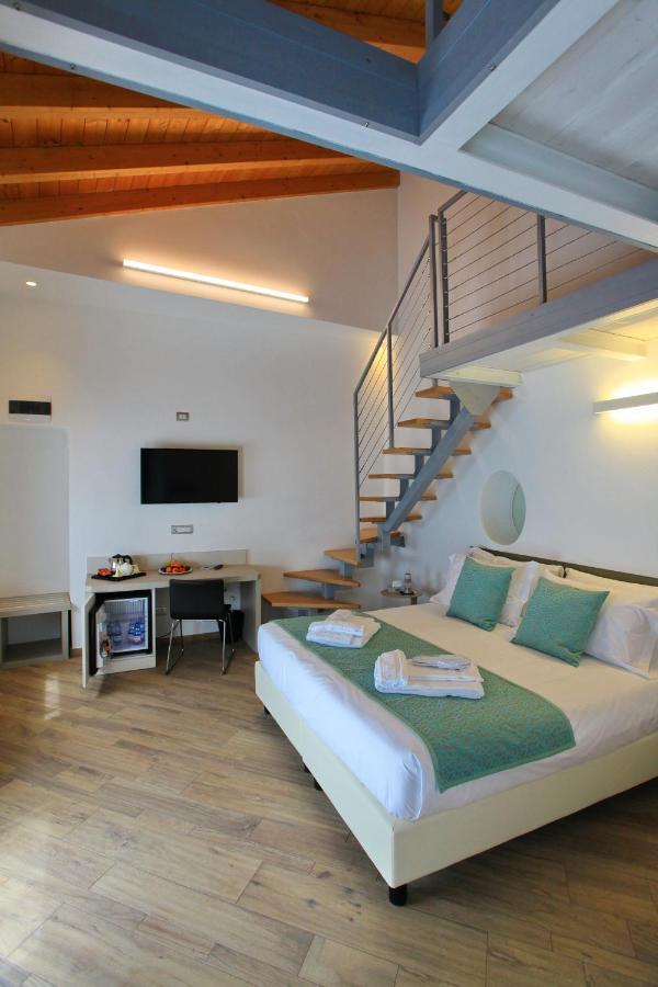 Hotel Ponti Angera Dış mekan fotoğraf