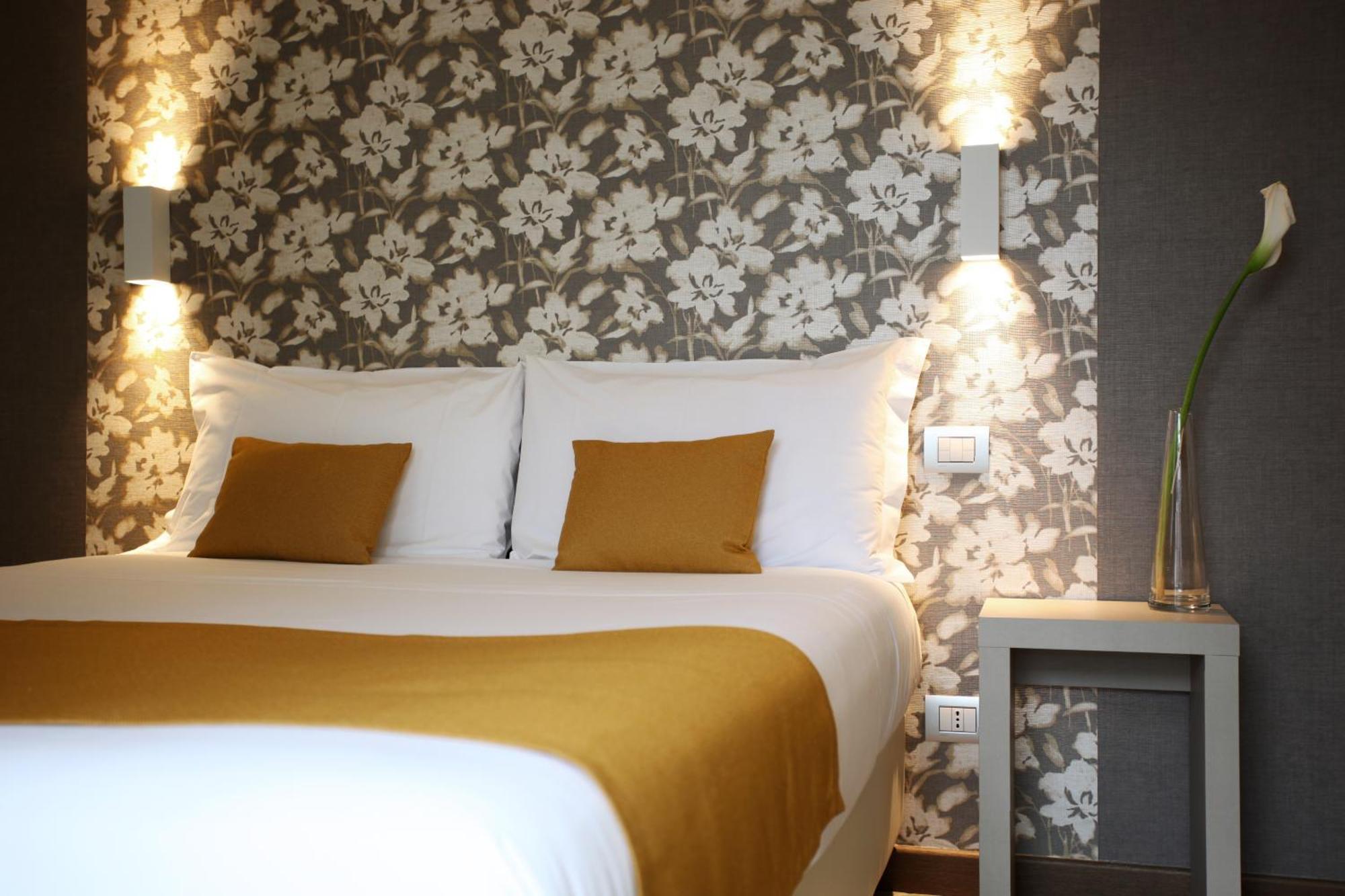 Hotel Ponti Angera Dış mekan fotoğraf